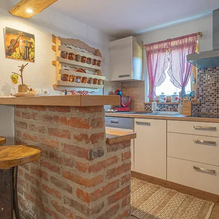 Deer's Hill - Sauna, Hot Tub, Garden - Happy Ferienhaus Mala Nedelja