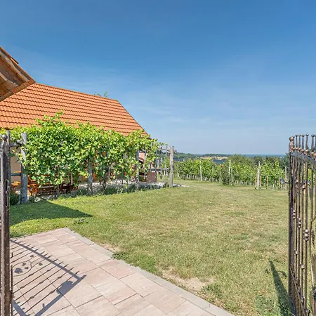 Deer's Hill - Sauna, Hot Tub, Garden - Happy Ferienhaus Mala Nedelja