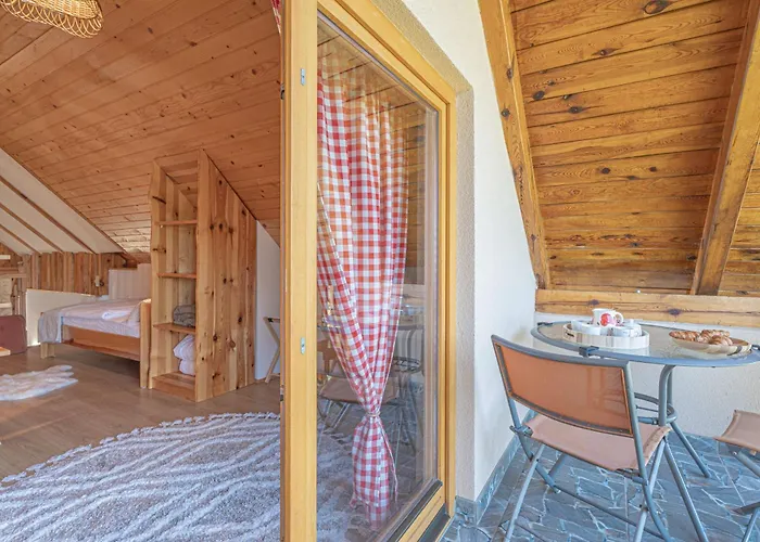 Wellness House Deer's Hill - Happy *